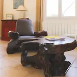 La Cachette Nyaraló *